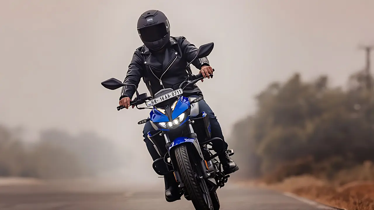 Xtreme 125R का माइलेज 66 किलोमीटर प्रति लीटर है।