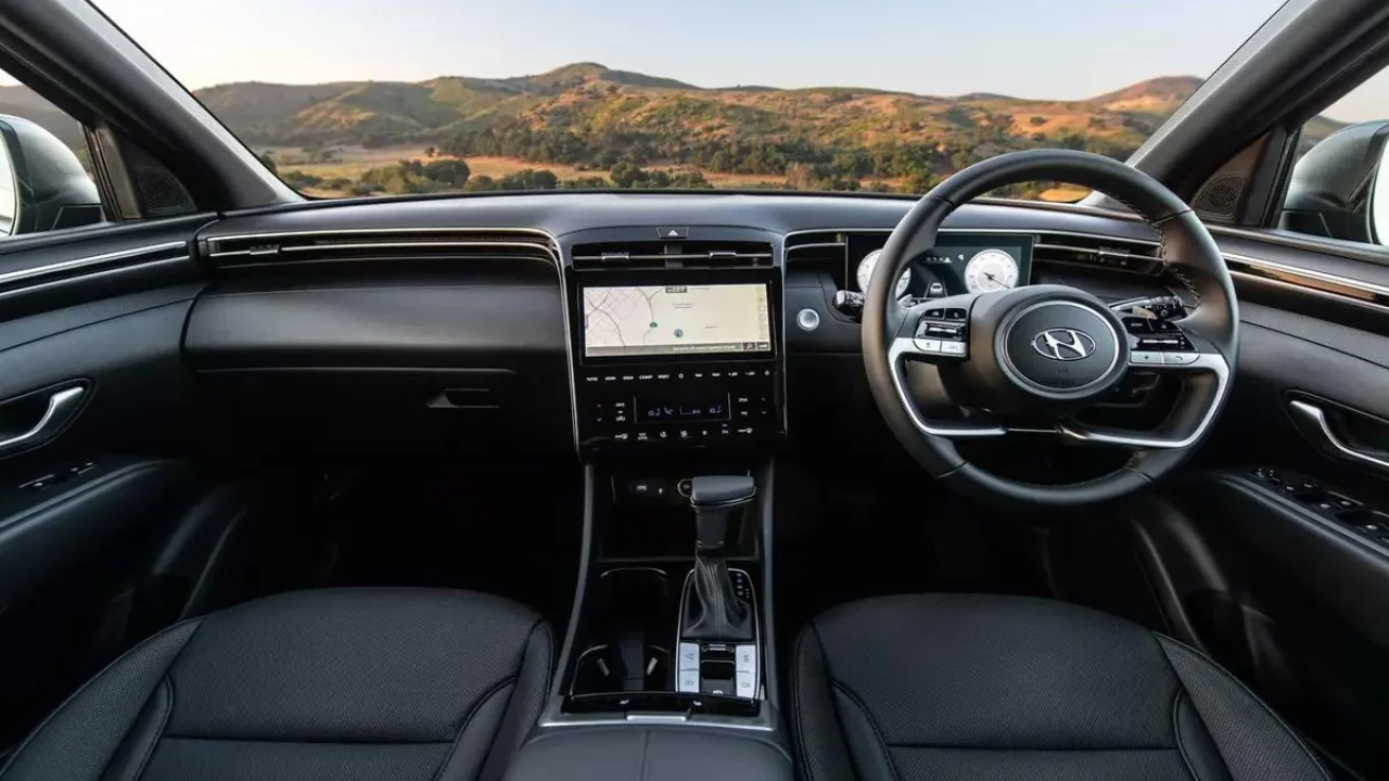 Hyundai SANTA CRUZ XRT Interior