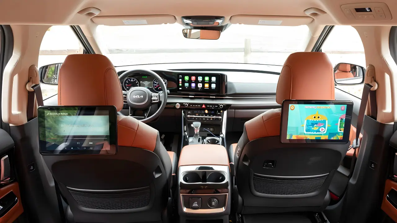 Kia carnival Interior