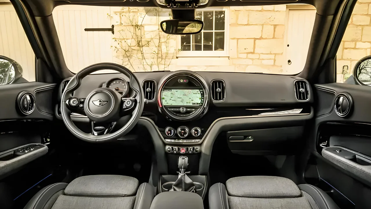 Mini Countryman Interior View