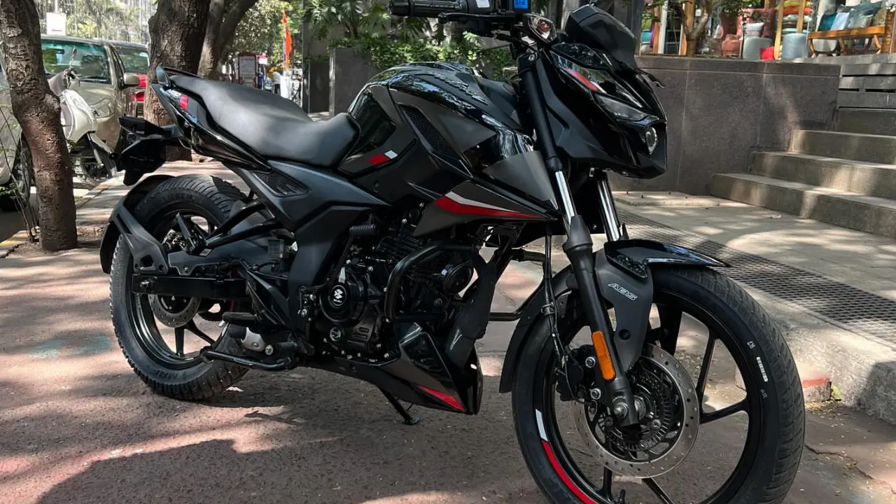 Bajaj Pulsar P-150