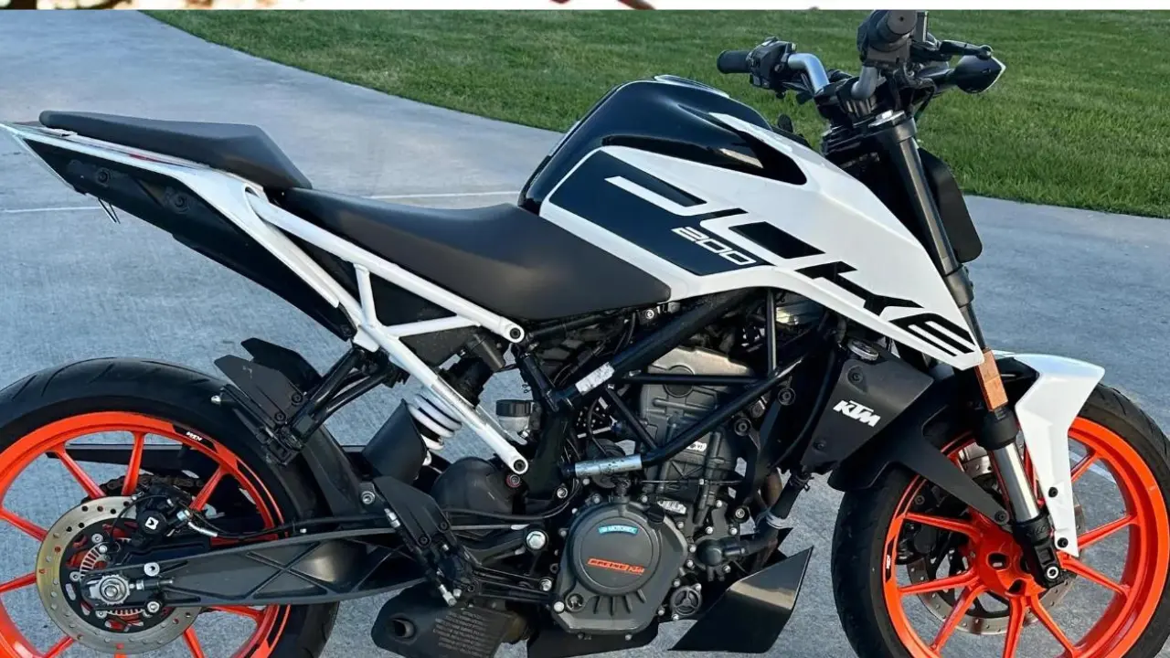 KTM Duke 200